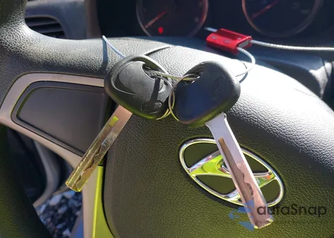 2015 Hyundai Accent Gs из США, поврежденный, VIN KMHCT5AE0FU232221